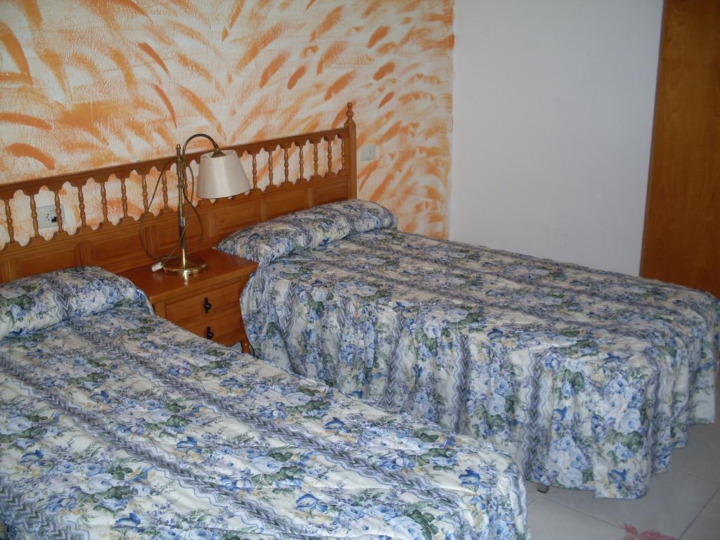 Hotel Terra Galega Monforte De Lemos Rum bild