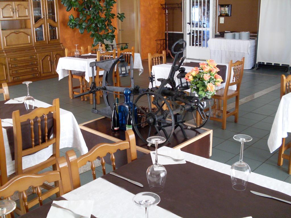 Hotel Terra Galega Monforte De Lemos Exteriör bild